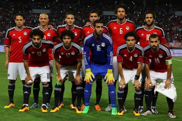 مصر ضد كولومبيا .. عودة نجم مصر المصاب وكوبر يستقر علي التشكيل