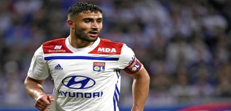 صفقة ليفربول مع نبيل فقير مهددة بسبب الكشف الطبى