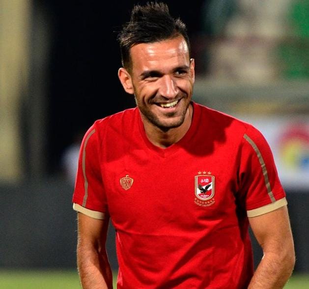 أخبار الأهلي : الأهلي يعلن اختيار على معلول أفضل لاعب .. ووليد أزارو يسخر