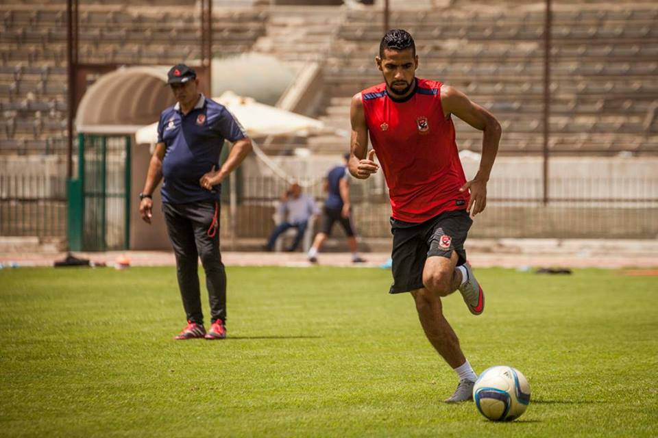 مؤمن زكريا يصدم الأهلي بهذا القرار النهائي .. والخطيب يضع شرطا مهما لعرقلة اللاعب
