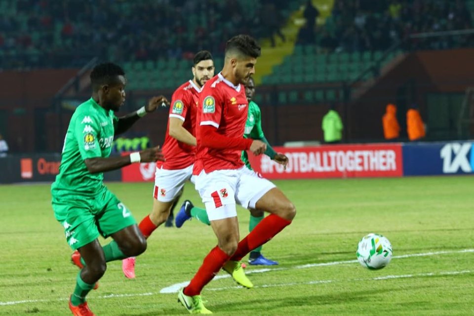 الأهلي نيوز : “سبراي” أحمد الشيخ يثير الجدل.. وجناح النادي الأهلي يرد !!