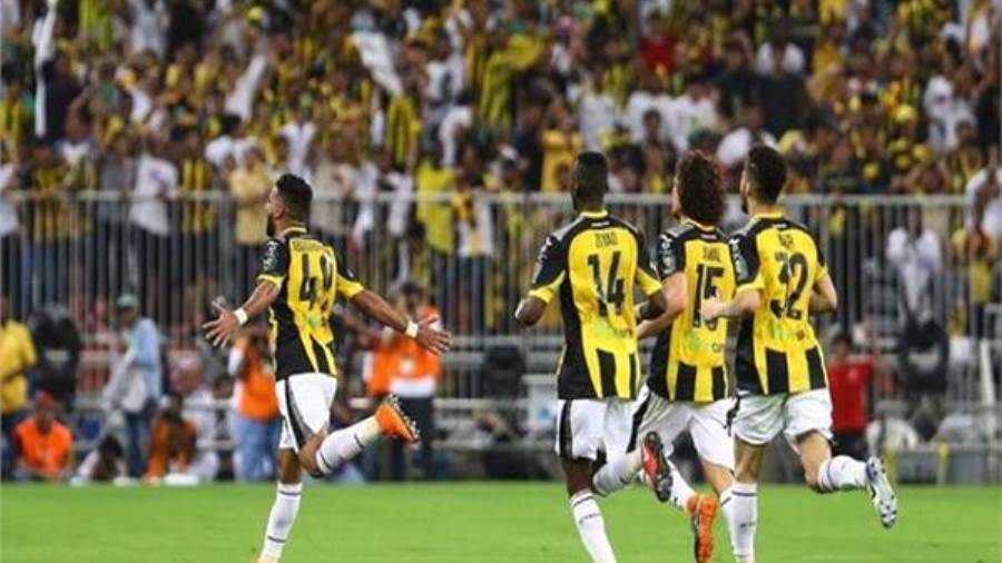 نجم الاهلي يقود الاتحاد لتخطي الرائد بالدوري السعودي بمشاركة نجم منتخب مصر .. فيديو