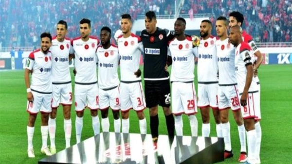 منافس الأهلي مصائبة تتوالى ..رحيل مهاجم الوداد المغربي رسميا وآخر يطالب بفسخ عقده
