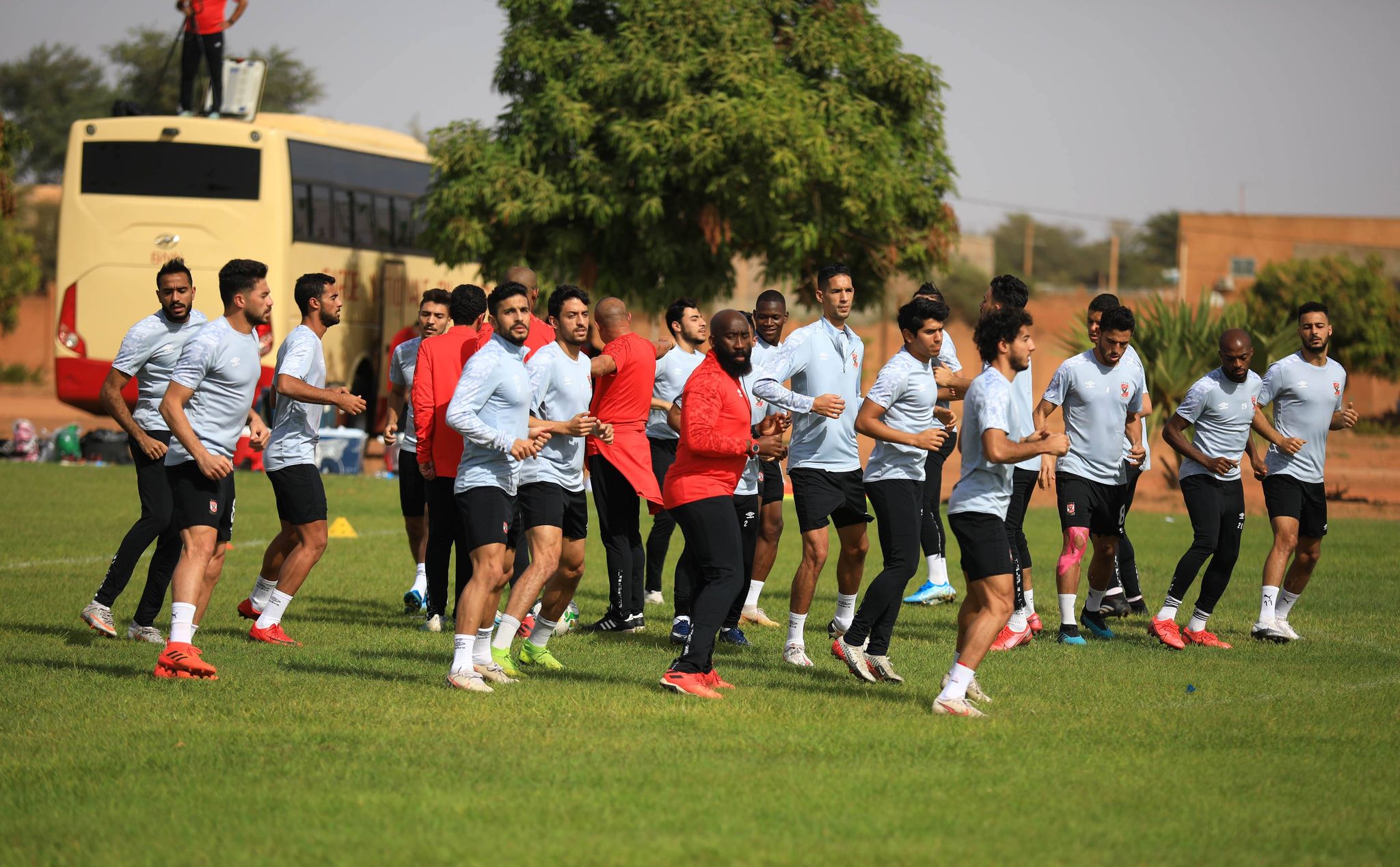 أخبار لا تفوتك : هدم مدرجات التتش .. تبرعات قناة الزمالك وحقيقة عرض الميريا ..وجعفر يفضح ساسي