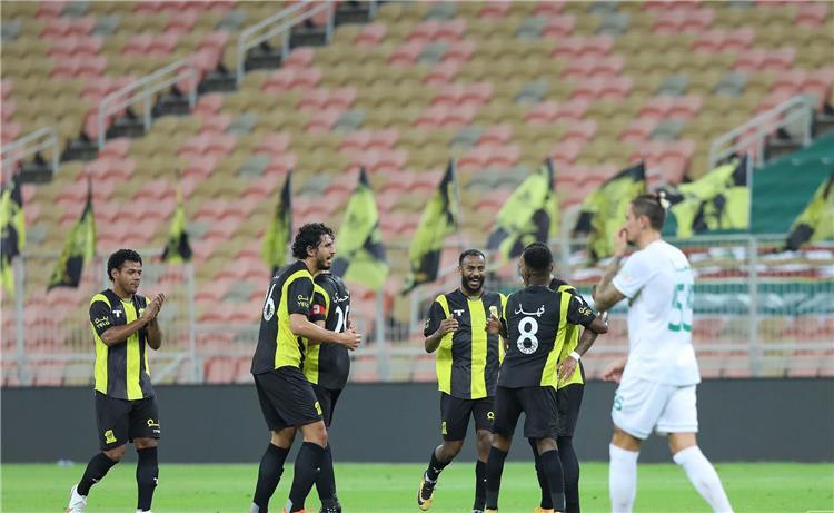 اتحاد جدة يبدأ مفاوضات التجديد مع نجم النادي الاهلي في موسم جديد
