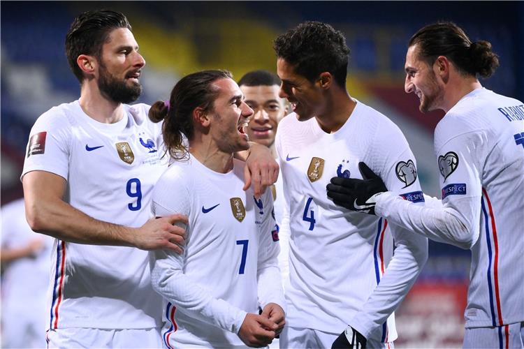 جيرو يكتب التاريخ مع فرنسا في بدوري الأمم الأوروبية.