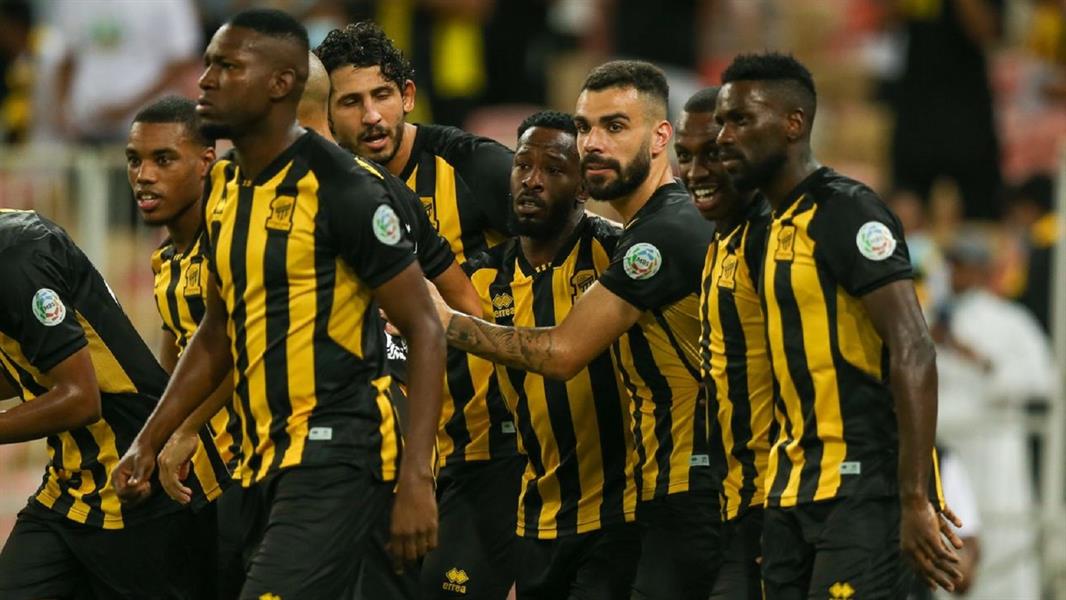 الاتحاد يمطر شباك أبها بسداسية ويتصدر الدوري السعودي بمشاركة حجازى(فيديو)