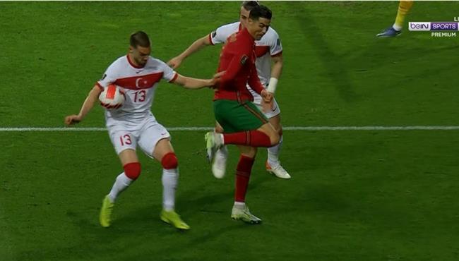 البرتغال تبدد أحلام تركيا وتتأهل لنهائي الملحق الأوروبي بتصفيات المونديال : فيديو