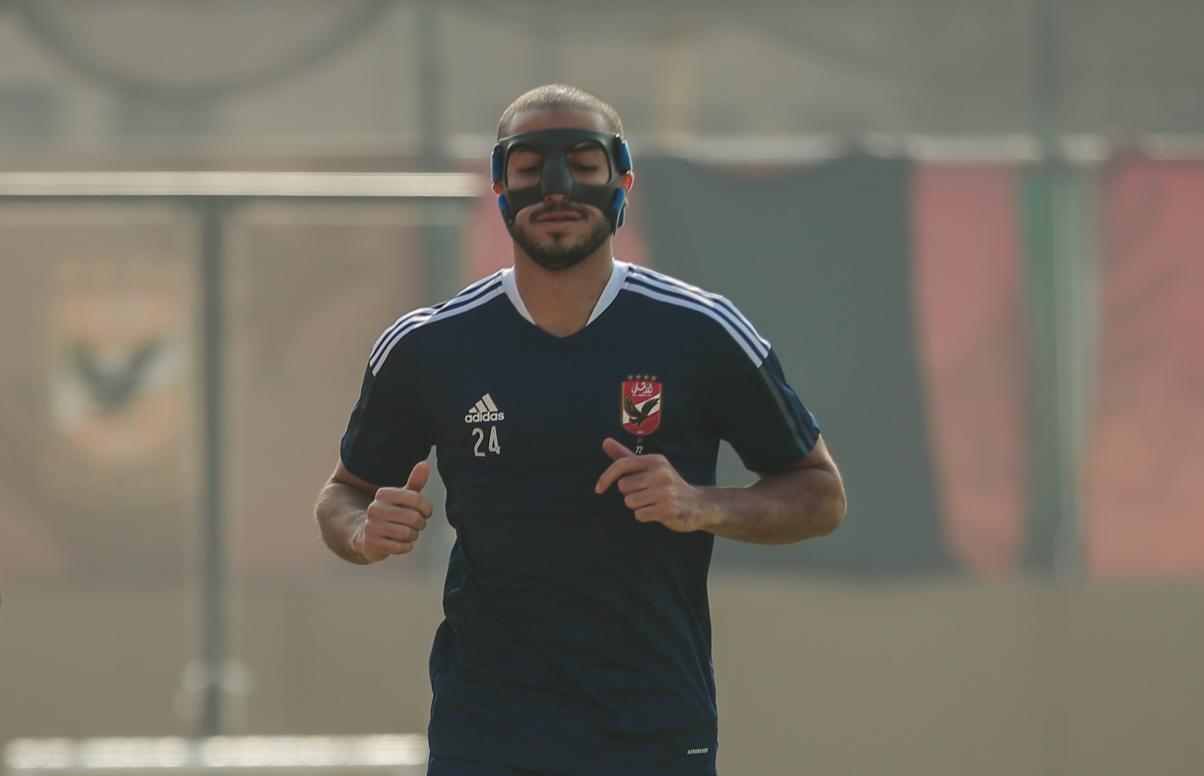 أخبار الأهلي : موقف محمد عبد المنعم من المشاركة مع الأهلي أمام سموحه