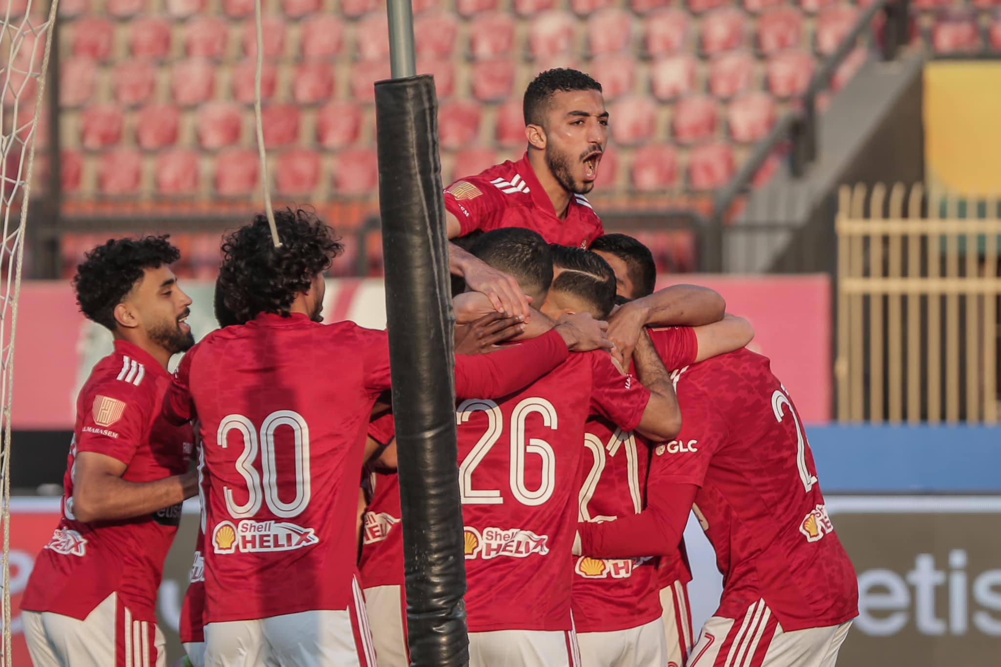 أخبار الأهلي: فيديو.. الأهلي يفوز على المقاولون العرب وينفرد بصدارة الدوري المصري