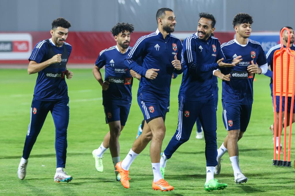 مران الأهلي: انتظام عبدالمنعم وبيرسي تاو.. وكريستو يبدأ العلاج.. وكولر يجتمع مع معاونيه