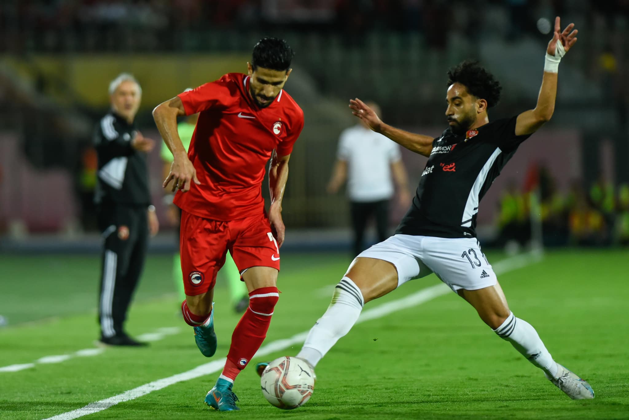 نجم الاهلي السابق يروي كواليس فترة المعايشة مع كولر ويؤكد: الأهلي لا يقل احترافيا وتنظيميا عن أندية أوروبا