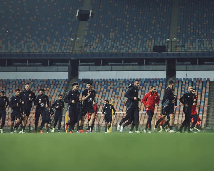 القنوات الناقلة لمباراة الأهلي ضد شباب بلوزداد في دوري ابطال افريقيا