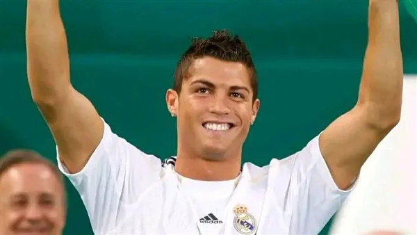 في مثل هذا اليوم.. ريال مدريد يُعلن عن “الأسطورة” كريستيانو رونالدو بحضور 80 ألف مشجع