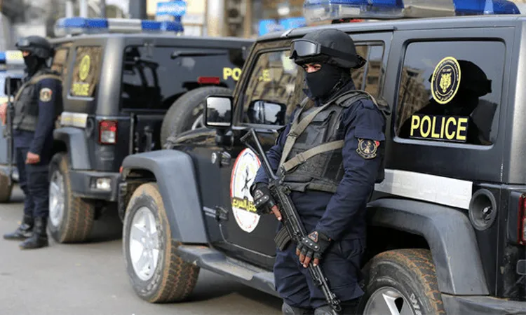 ضبط منادي سيارات “بدون ترخيص” لممارسته أعمال البلطجة بالقاهرة