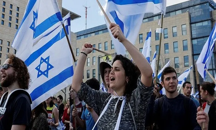 عائلات المحتجزين الإسرائيليين: لدينا أيام معدودة فقط لوقف توسيع الحرب