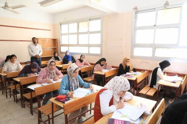 موعد بداية العام الدراسي الجديد في المدارس الدولية والرسمية 2025 – 2026