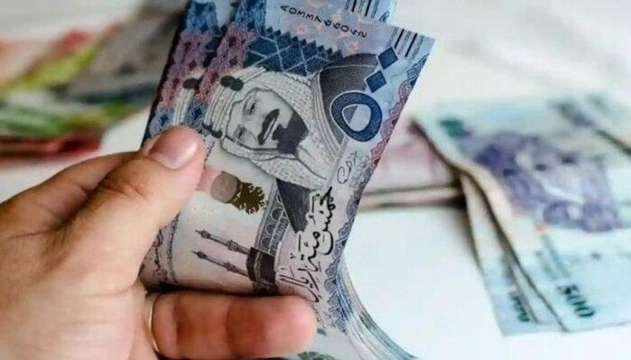 لو رايح عمرة المولد النبوي.. اعرف سعر الريال السعودي اليوم مقابل الجنيه المصري